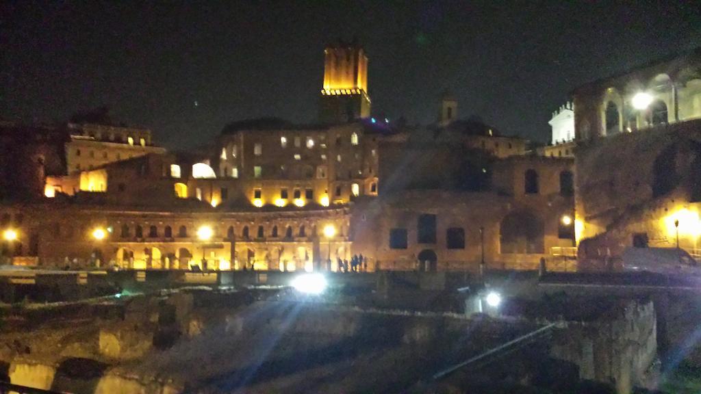 Hi Colosseo Roma