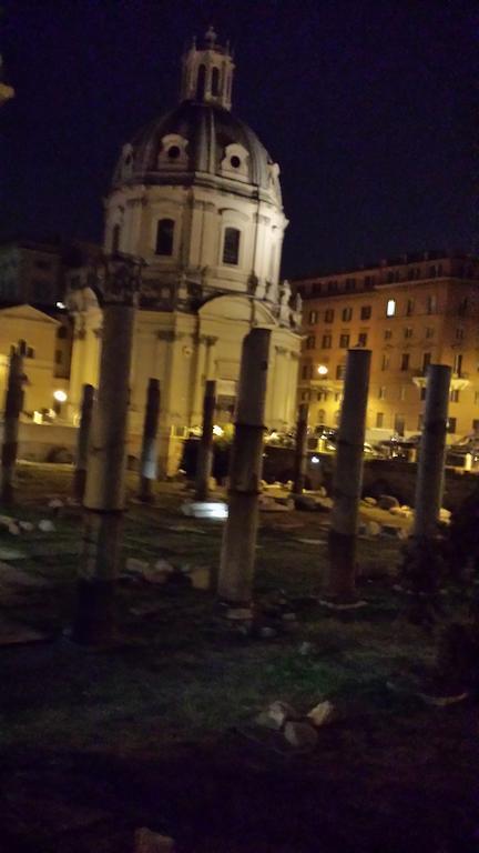 Hi Colosseo * Roma
